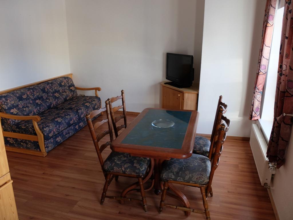 Gasthof Zum Hochfelln Hotell Bergen  Exteriör bild