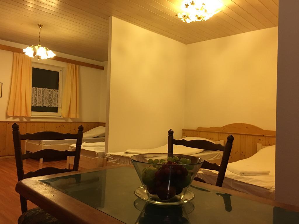 Gasthof Zum Hochfelln Hotell Bergen  Exteriör bild